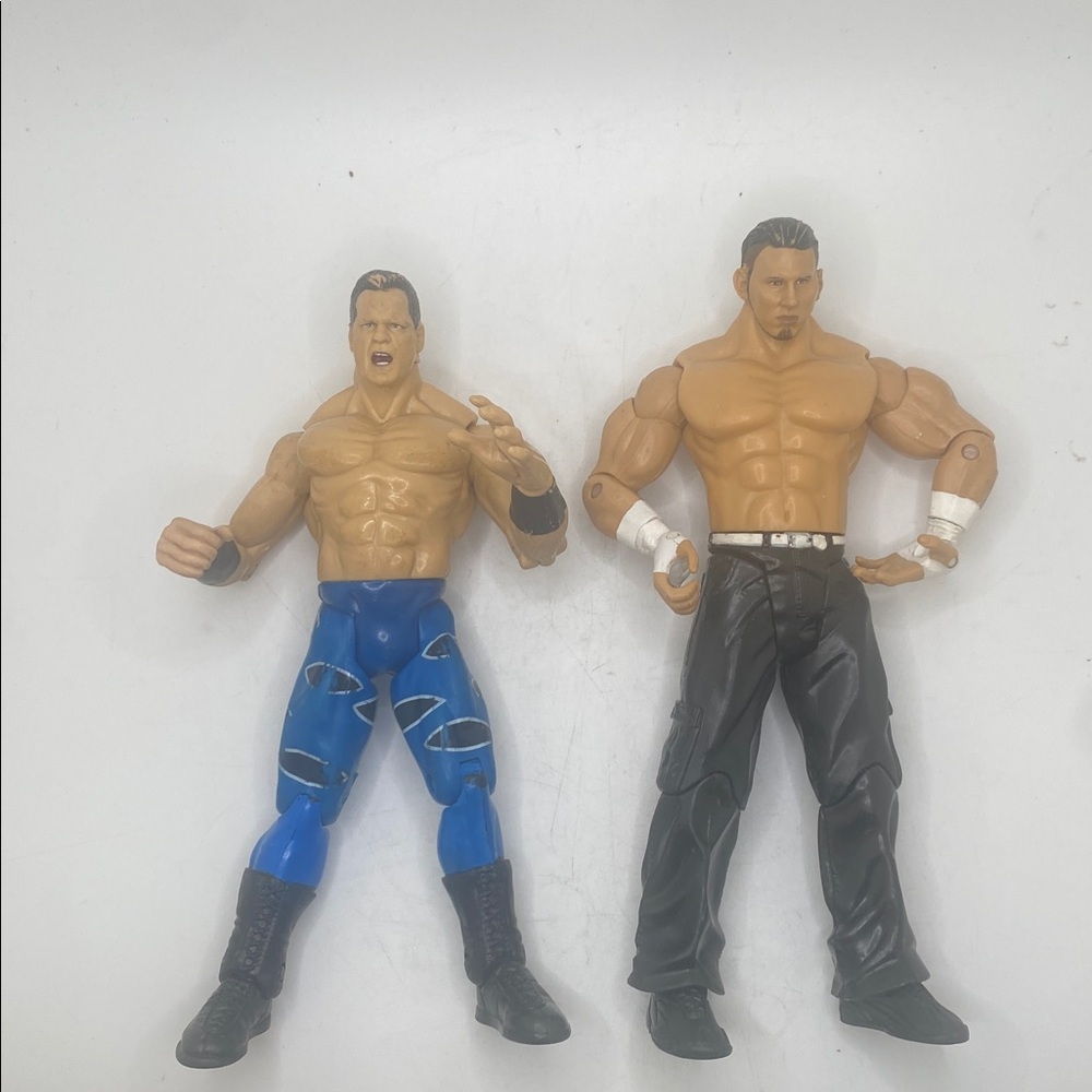 Lot of seven iconic wrestling action figures from the Jakks Pacific era, - Picture 4 of 14